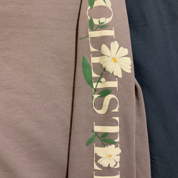 Hollister sweatshirt - Picture 4 of 4